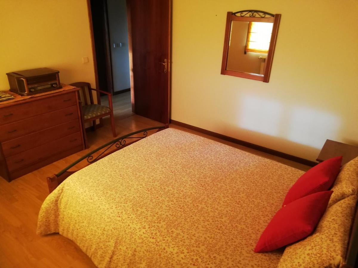 Casinha De Nogueirinha Villa มาเซโด เด กาบาเลย์รอส ภายนอก รูปภาพ